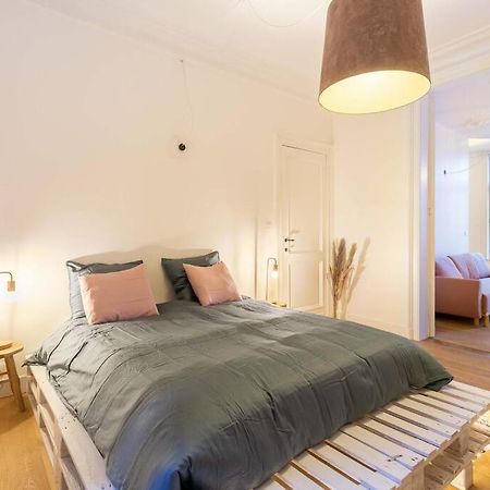 Pink Fairytale-Like Apartment แอนต์เวิร์ป ภายนอก รูปภาพ