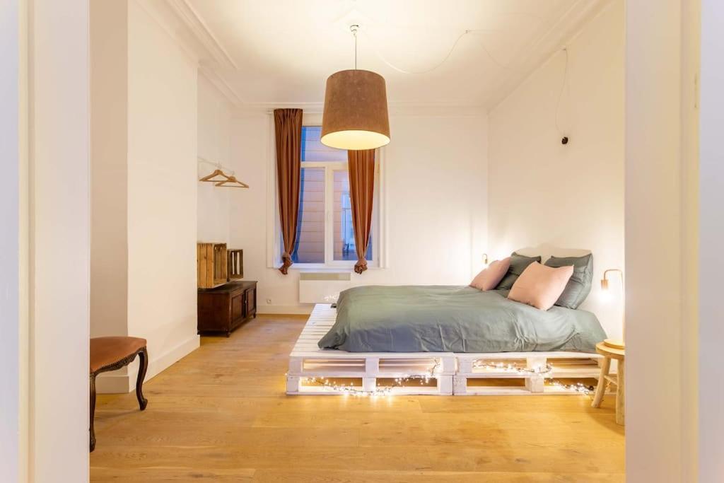 Pink Fairytale-Like Apartment แอนต์เวิร์ป ภายนอก รูปภาพ